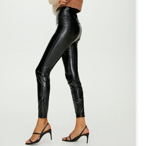 Aritzia Wilfred Free Daria Faux Leather Vegan Leggings pants black size small